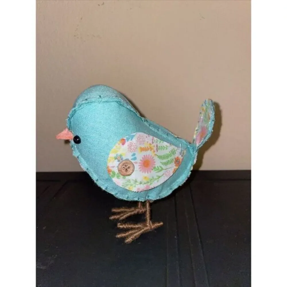 Target 2015 Spritz Floral Featherly‎ Friends Easter Bird